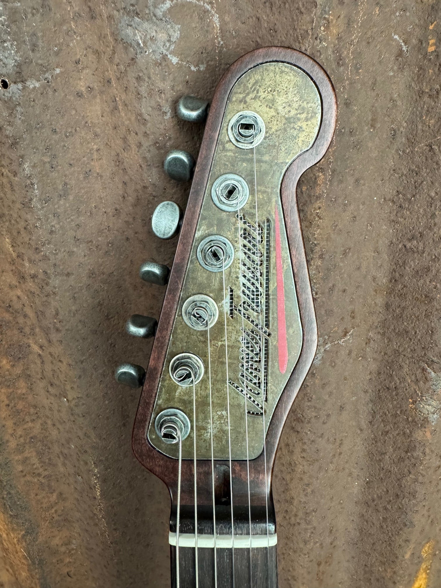 25040 Red Pinstriped Rusty Steelcaster