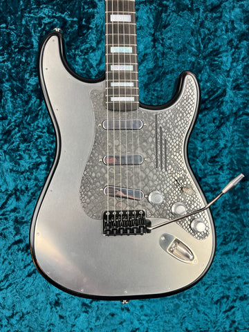 23052 Snakeskin Engraved Steel O Matic