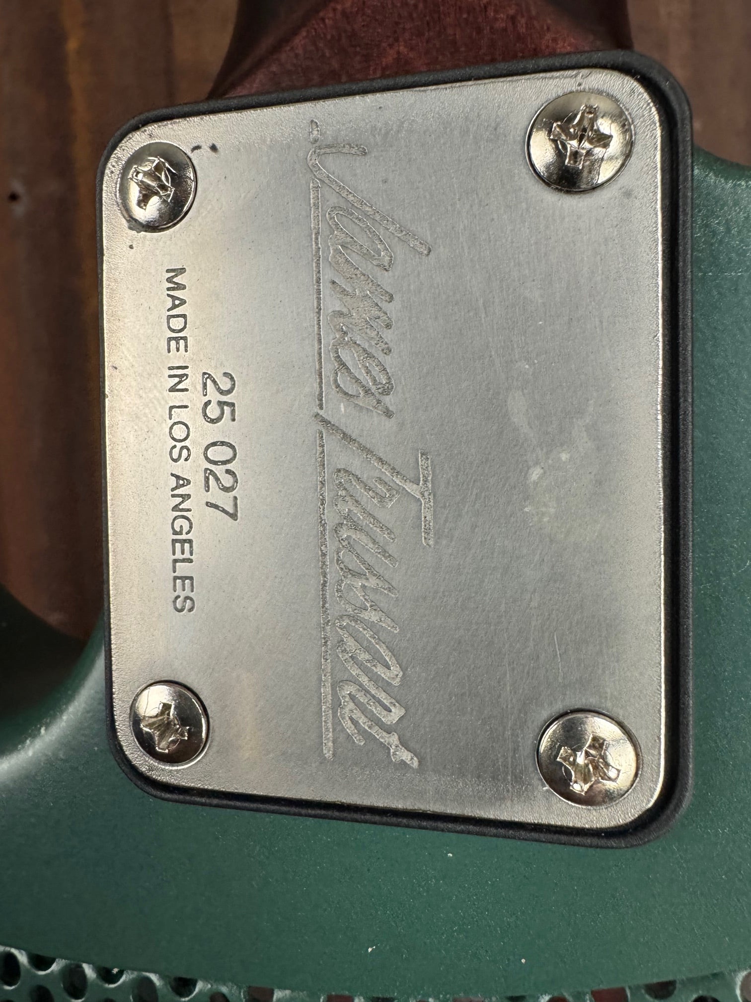 25027 Red Star Holey Steelcaster