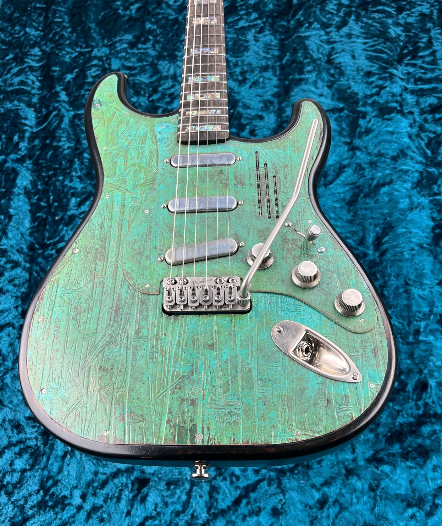 23031 Titanic Green Engraved Bamboo Steel O Matic