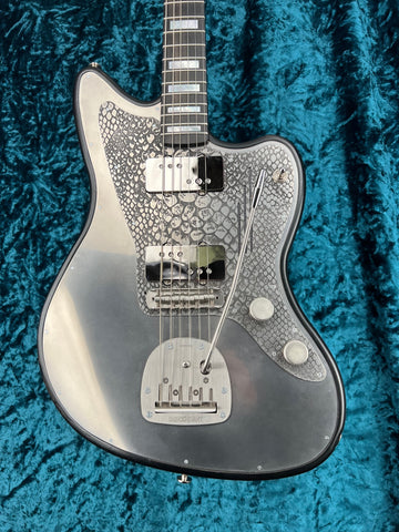 24011 Antique Silver Snakeskin Engraved Steelmaster