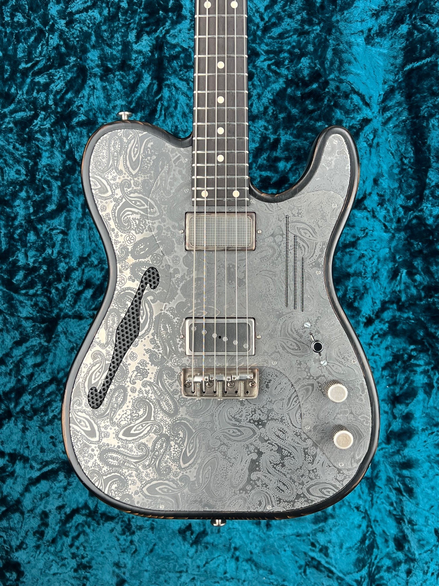24027 Antique Silver Paisley Baritone SteelTopCaster