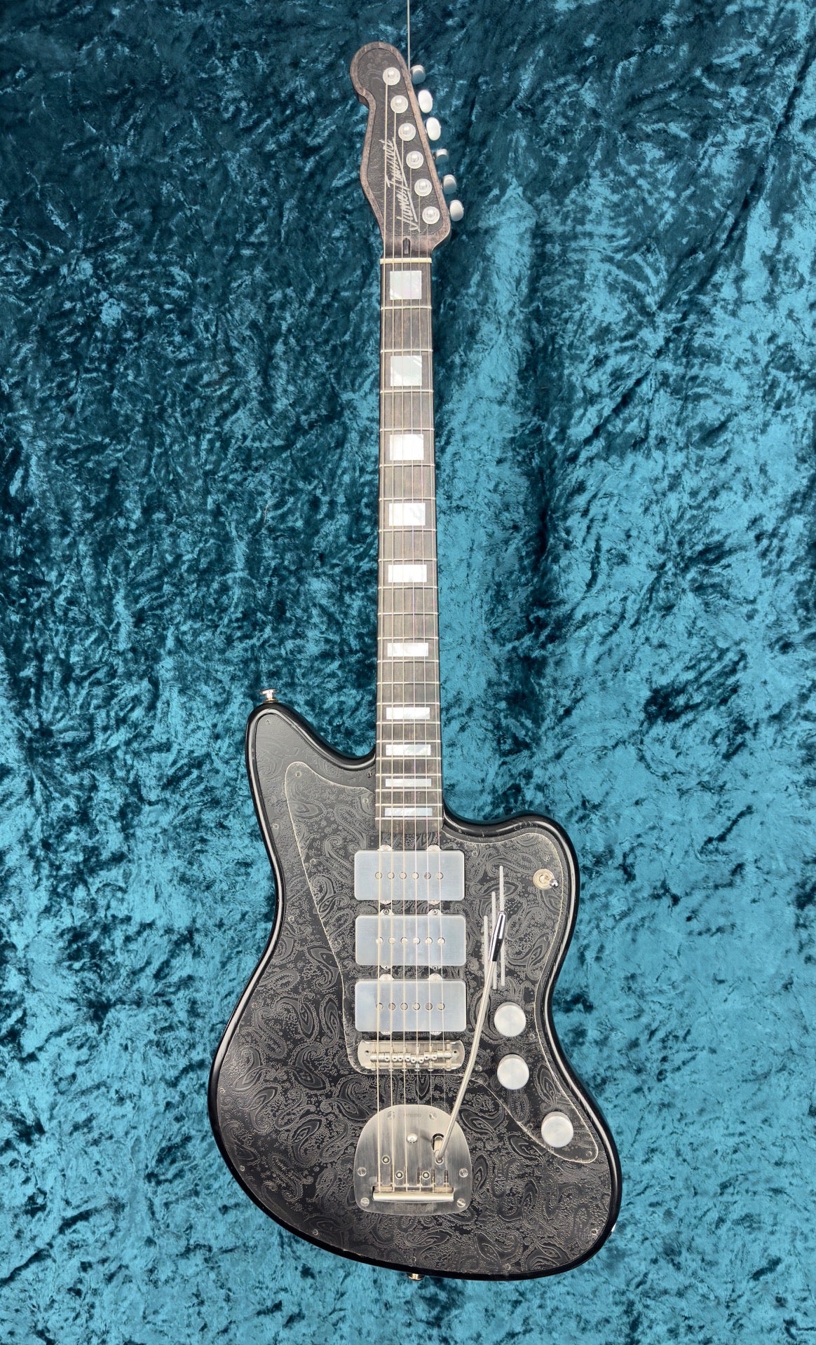 24023 Satin Black Paisley Engraved Steelmaster