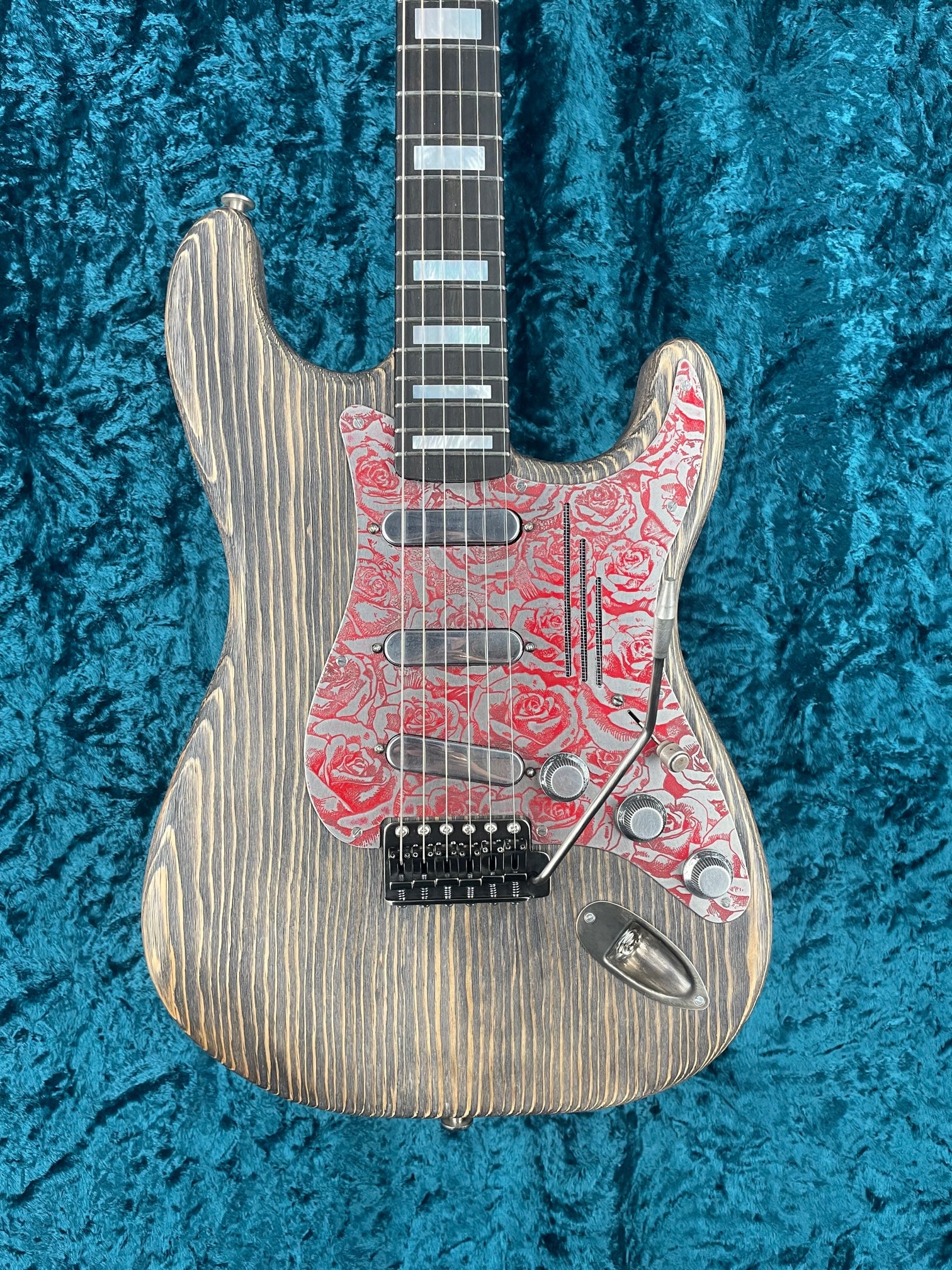 23018 Red on Steel Roses SteelGuard O Matic with Block Inlays