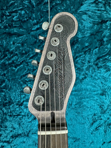 25026 Black Paisley Engraved Deluxe Steeltopcaster – James