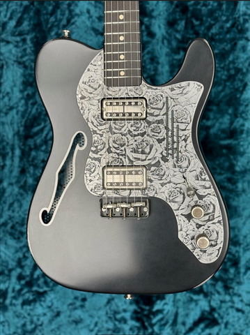 24017 Black on Steel Roses Satin Deluxe Steelcaster