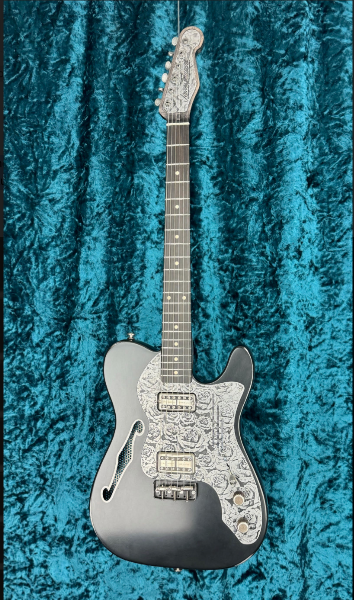 24017 Black on Steel Roses Satin Deluxe Steelcaster