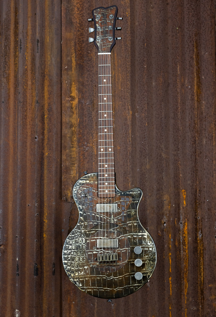 21165 Rust on Cream Gator Engraved Steelphonic