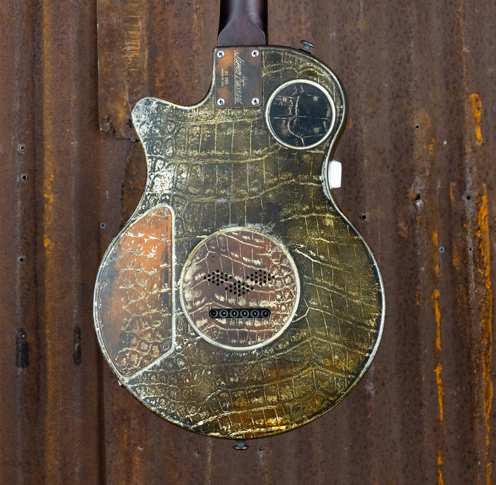 21165 Rust on Cream Gator Engraved Steelphonic