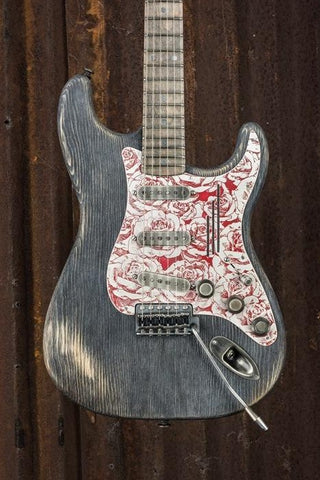17063 Steel on Red Roses Driftwood SteelGuard O Matic