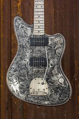 17124 Black On Steel Roses Driftwood SteelMaster