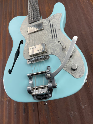 21111 Cream on Steel Paisley Ocean Blue Deluxe SteelCaster