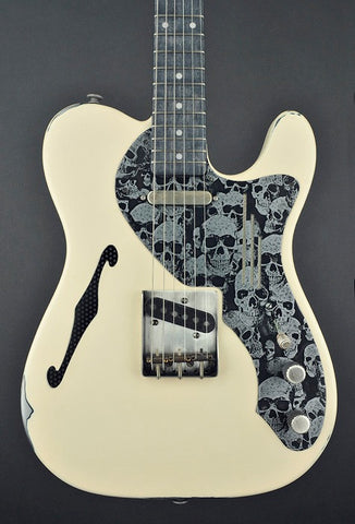 13173 Cream on Black Skulls Deluxe SteelCaster