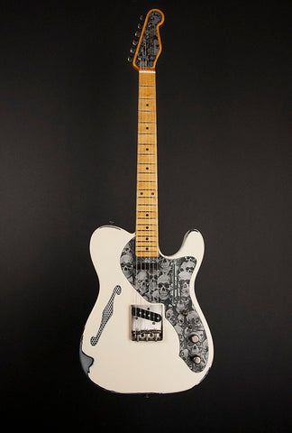 11059 Cream on Black Skulls Deluxe SteelCaster