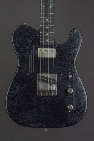 16034 Black Roses SteelCaster