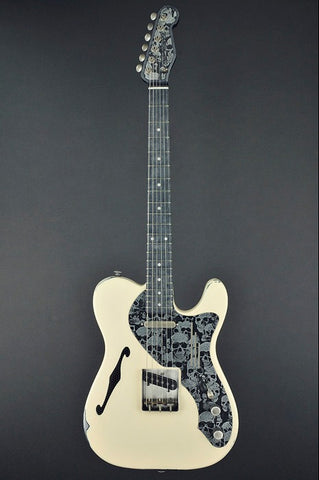 13173 Cream on Black Skulls Deluxe SteelCaster