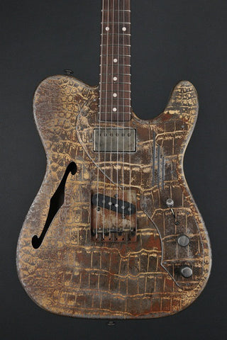 11133 Rust on Cream Gator Deluxe SteelCaster
