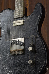 18013 Black on Antique Silver Snakeskin SteelTopCaster