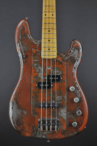 12010 Rust on Cream African SteelCaster Bass