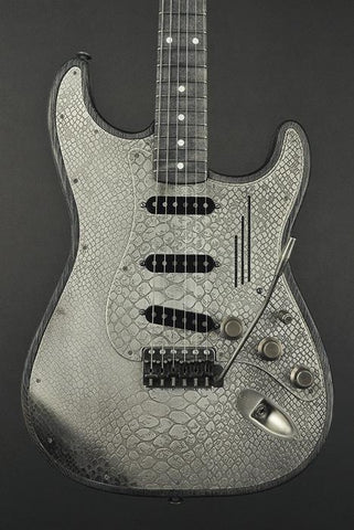 15017 Antique Silver Snakeskin Steel O Matic
