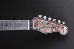 11207 Red on Steel Roses Cream Steel O Matic