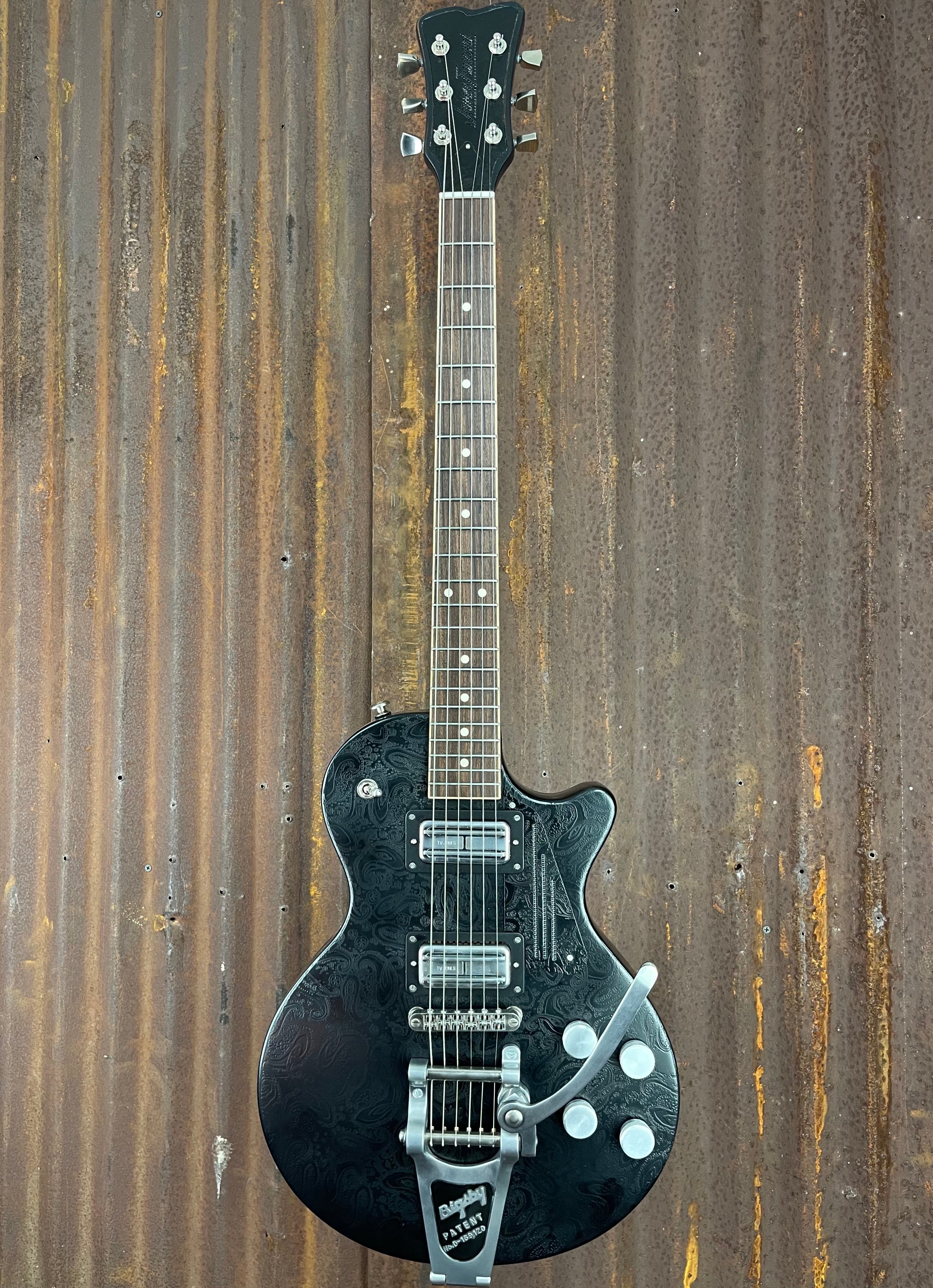 21133 Black on Paisley SteelDeville