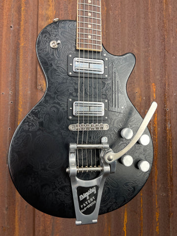 21133 Black on Paisley SteelDeville