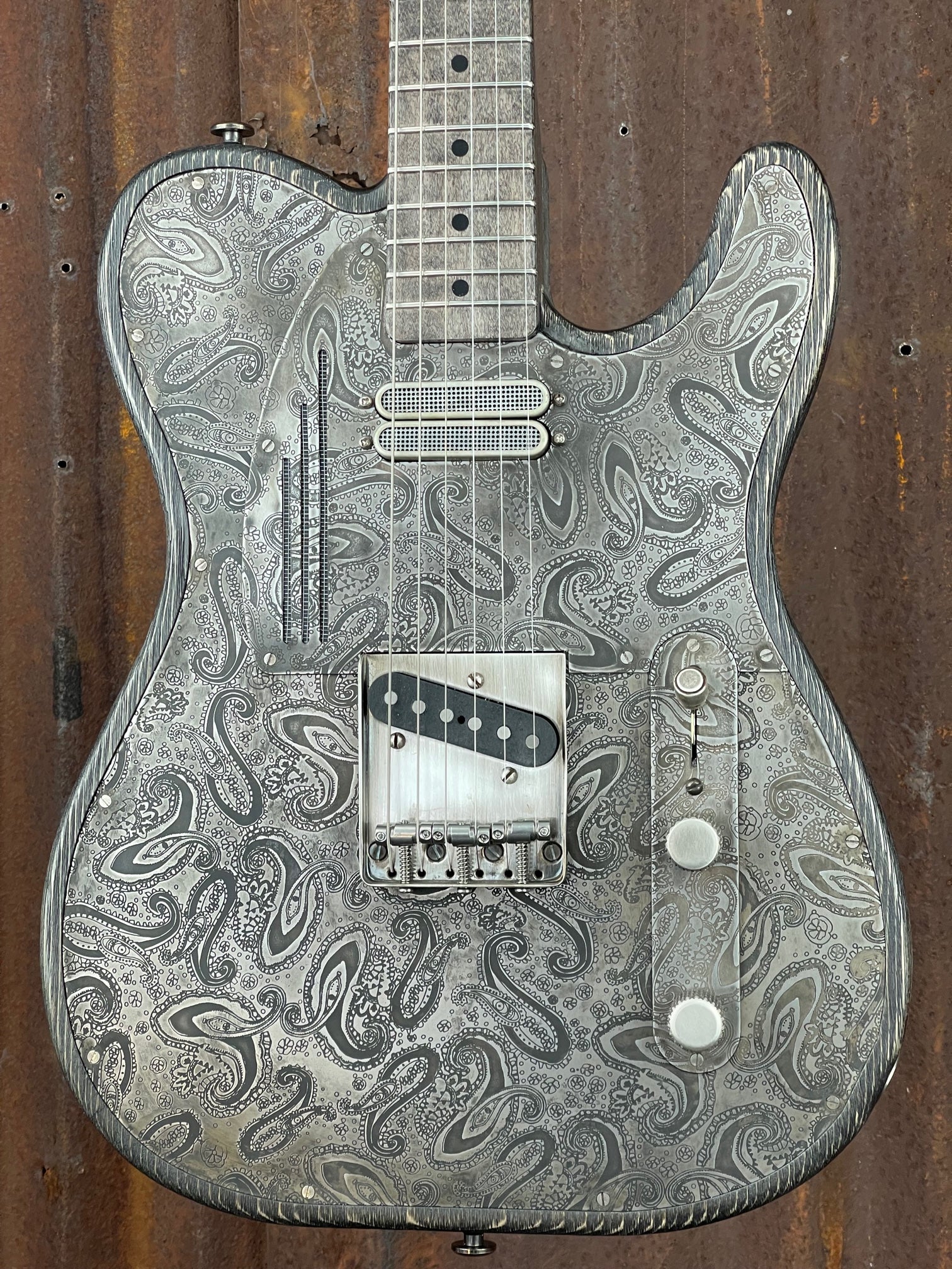 21138 Antique Stainless Paisley Engraved SteelTopCaster