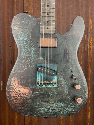 21005 Titanic Green Gator engraved SteelCaster