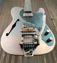 21028 Black Gator on Antique Copper Deluxe SteelCaster