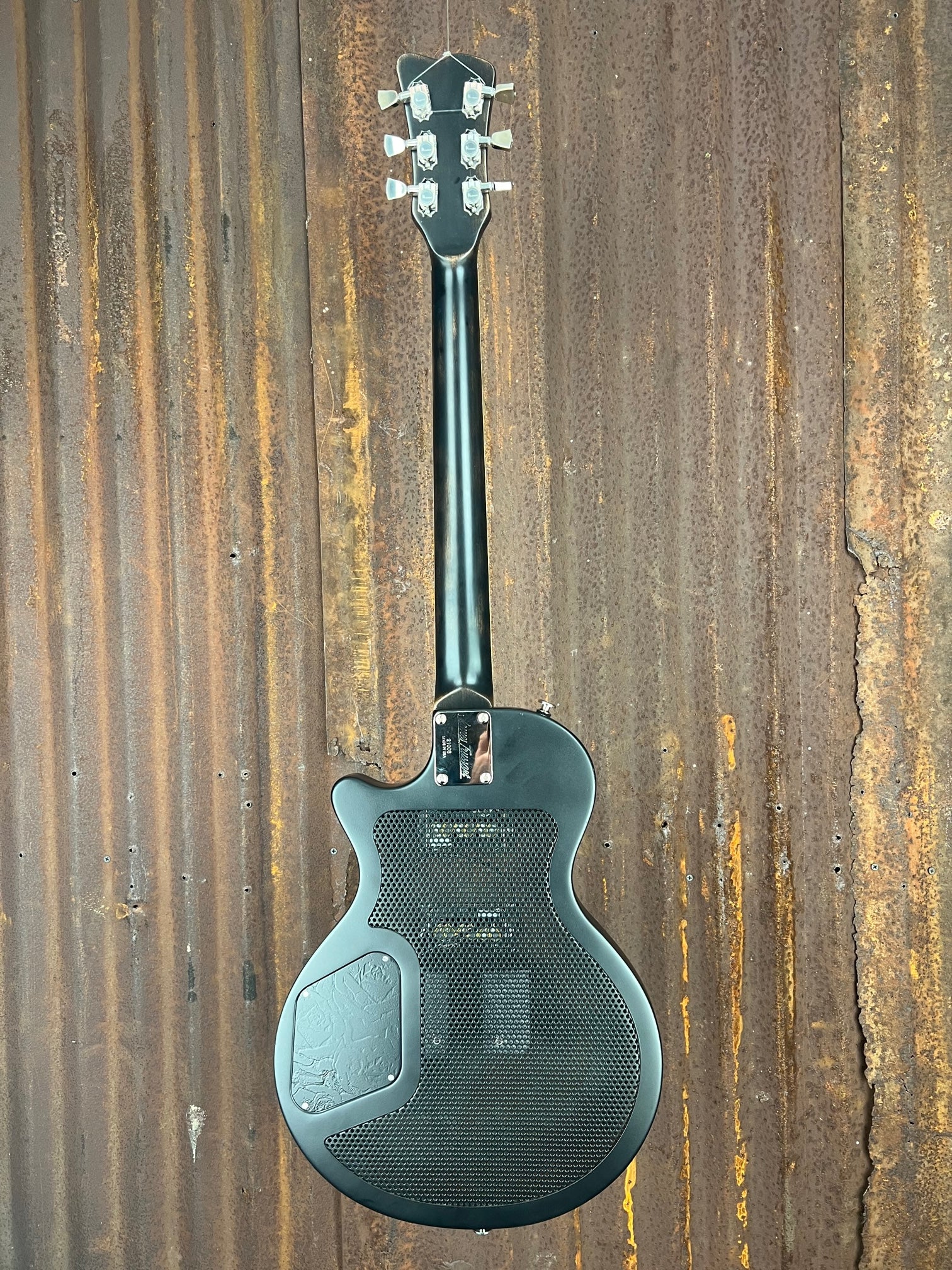 21008 Black Roses SteelDeville