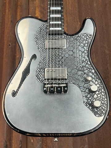 23014 Snakeskin Engraved Black Nitro SteelTopCaster