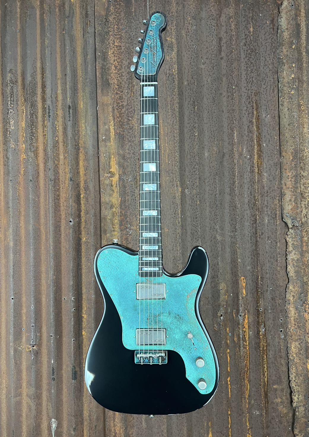 23005 Titanic Green on Black Relic Deluxe SteelCaster
