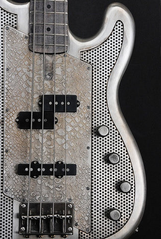 10264 Antique Silver Snakeskin SteelCaster Bass