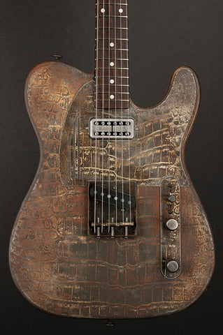 11124 Rust on Cream Gator SteelCaster
