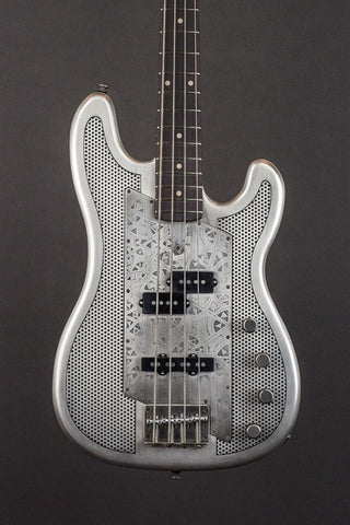 17011 Antique Silver African Holey SteelCasterBass