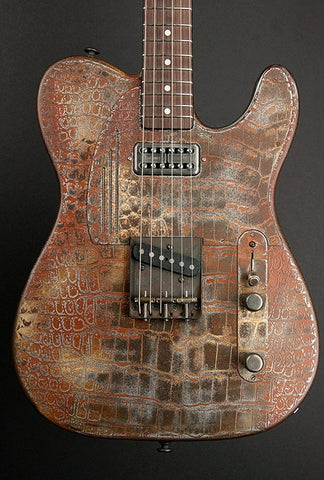 11005 Rust on Cream Gator SteelCaster