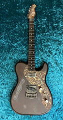 25028 Rusty Roses Deluxe Steeltopcaster