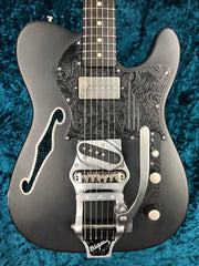 24051 Black on Paisley Deluxe Steelcaster