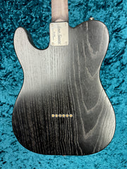 25026 Black Paisley Engraved Deluxe Steeltopcaster