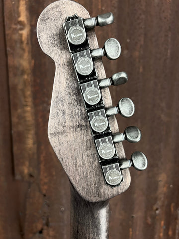26036 Rust and Black Paisley Engraved Steeltopcaster