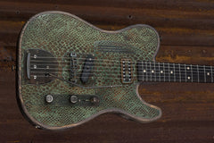 18062 Green Rust Snakeskin Driftwood SteelTopCaster