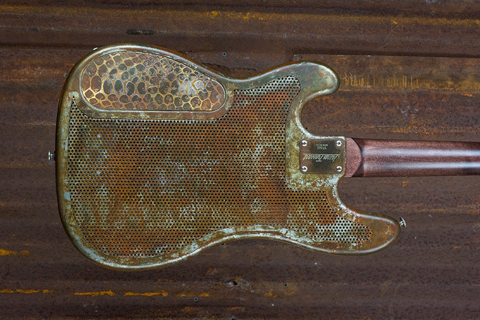 17065 Rusty Snakeskin SteelCaster Bass
