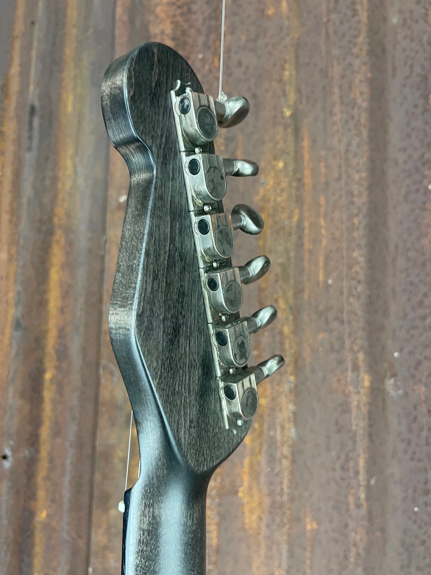 21110 Pinstriped Antique Silver Black Snakeskin Driftwood Steelmaster